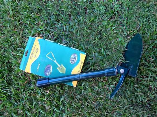 FOR SALE A MICRO SHOVEL / SPADE TRI FOLD image 2
