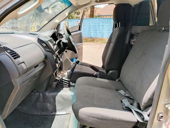 ISUZU D-MAX SINGLE CAB MANUAL LOCALLY ASSEMBLED image 10