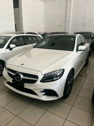 MERCEDES BENZ C200 image 9