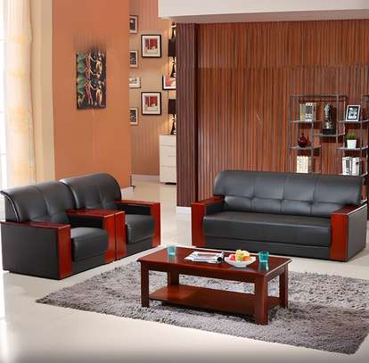 Executive 5 Seater Leather Meeting Sofa image 11