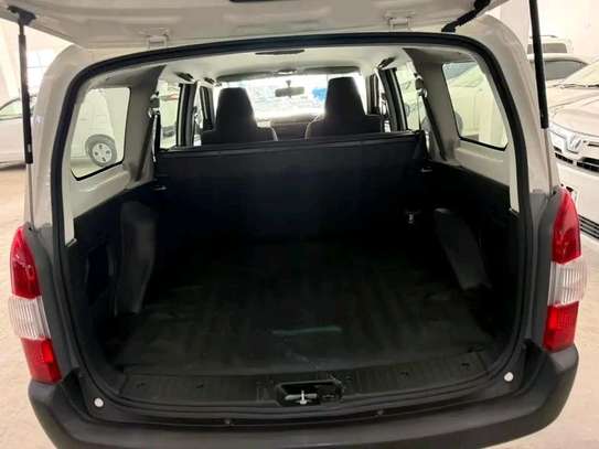 TOYOTA PROBOX 1300CC WHITE 2019 image 8