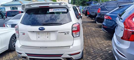 Subaru Forester XT STi White 2018 image 8
