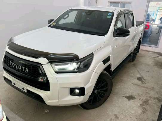 2022 Toyota Hilux GR Sports Series image 9