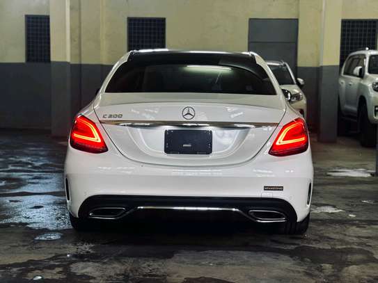 Mercedes C200 4matic,2020 model with sunroof,fully loaded image 16