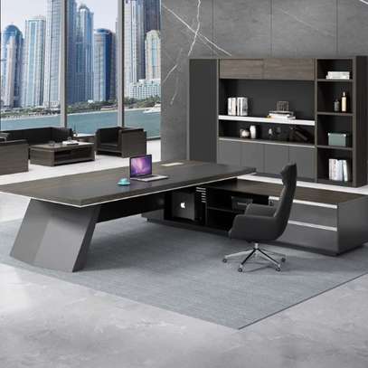 Office Desk : 1.6m Work Office Desk In Rongo image 9
