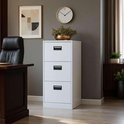 Office Cabinet :  3-Drawer Metallic Office Filing Cabinet image 3