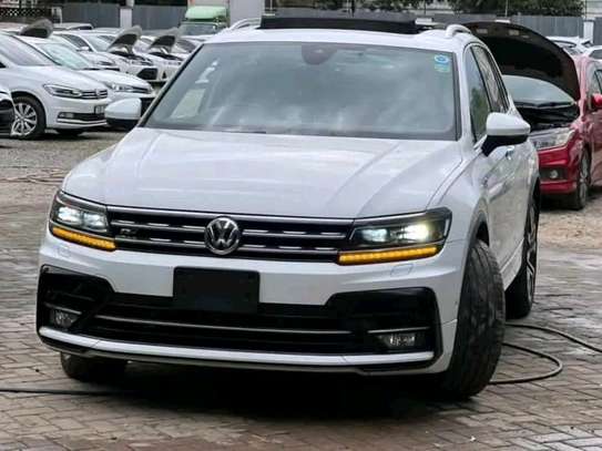 Volkswagen Tiguan Rline image 9
