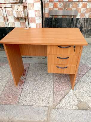 1.2m office Table image 3
