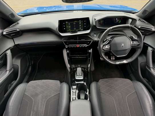 2020 Peugeot 2008 GT -line image 7