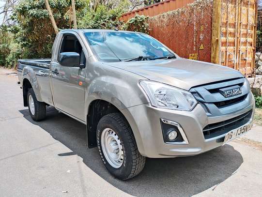 ISUZU D-MAX SINGLE CAB MANUAL LOCALLY ASSEMBLED image 3
