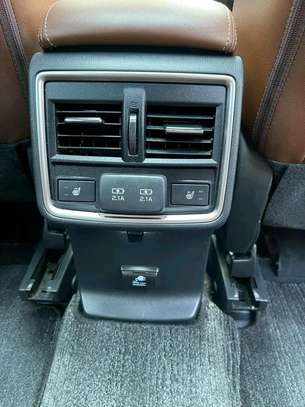 Subaru Forester E-boxer white sunroof 2019 AWD image 10