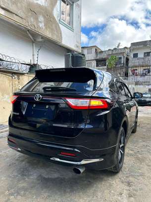 Toyota harrier metallic black image 2