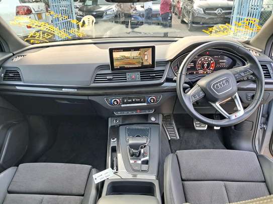 AUDI Q5S QUATTRO Sunroof Silver 2018 image 4
