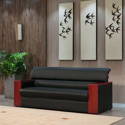 Office Sofas: 5 Seater Mahogany Executive Sofa image 3
