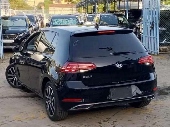 Volkswagen golf image 4
