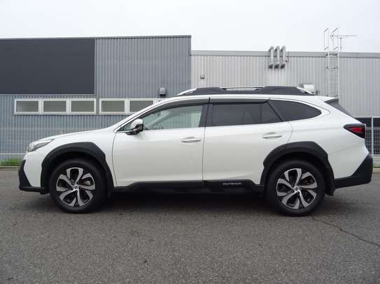 2021 SUBARU OUTBACK image 7