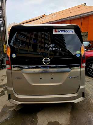 NISSAN SERENA E POWER 2019MODEL image 2