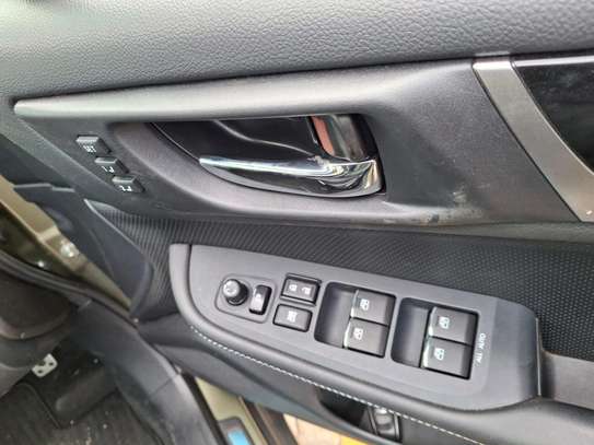 Subaru Outback Grey 2018 AWD image 7