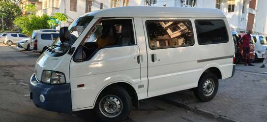 Mazda Bongo van image 2