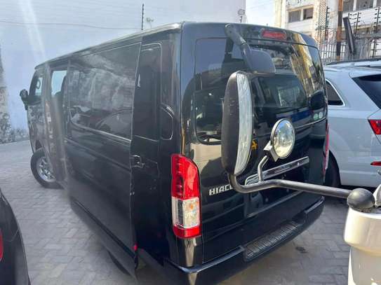 Toyota Hiace 7L diesel 2018 image 9