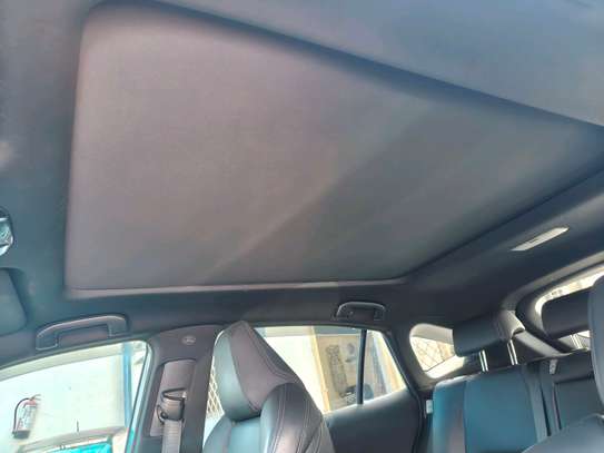 Toyota Harrier Moonroof 2020 4WD image 7