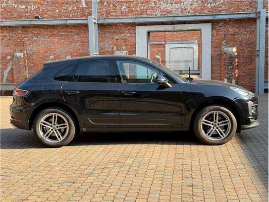 2021 PORSCHE MACAN image 6