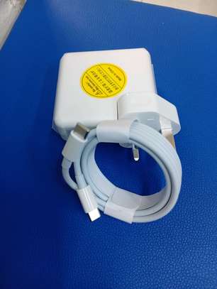 Apple 96W USB-C MacBook Charger image 4