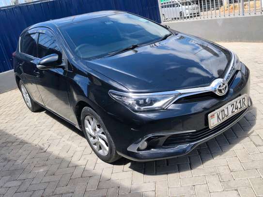 TOYOTA ARIUS image 2