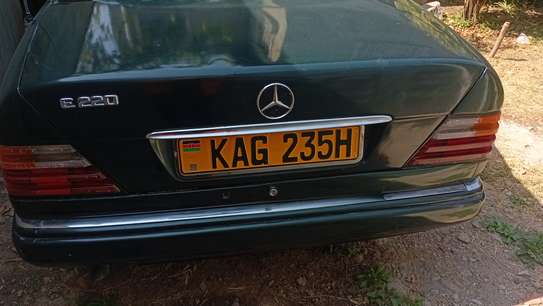 Mercedes Benz E-Class E220 Used image 3