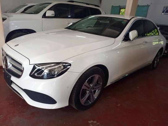 Mercedes Benz e200, 2018 model image 6