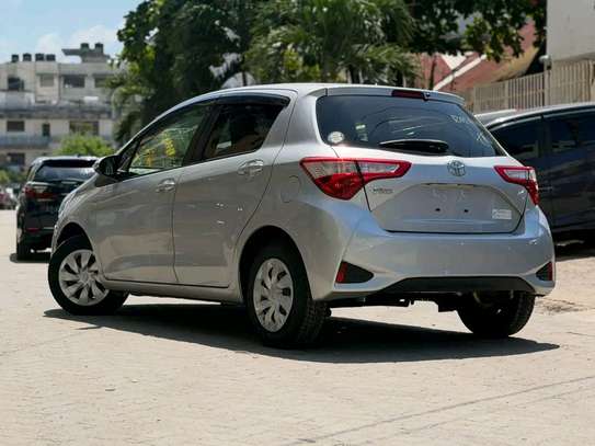 Toyota  vita 1000 image 4