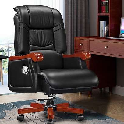 Directors Leather Office Chair image 3