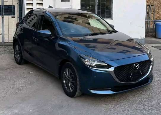 Mazda 2 image 2