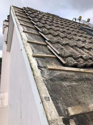 Fast Roof Repair in Mombasa | Leak Experts Near You image 12