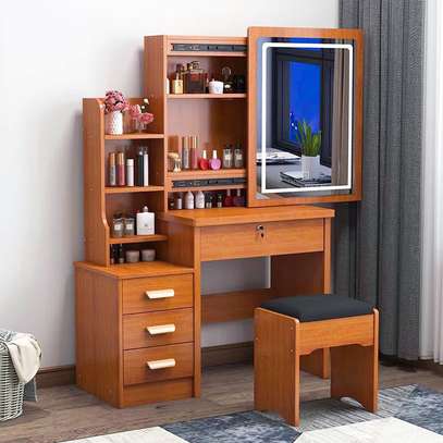Bedroom Table: Modern Wooden Dressing Table In Itibo image 3