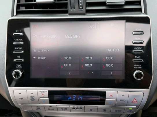 2022 Toyota Land Cruiser Prado TX-L image 10