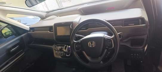 Honda Freed Hybrid black 2018 2WD image 5