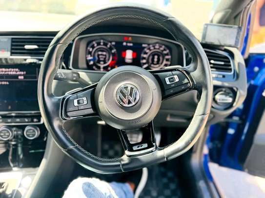 Volkswagen Golf R 2000cc 2019 image 5