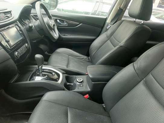 Nissan X-Trail 4*4 2018 image 7