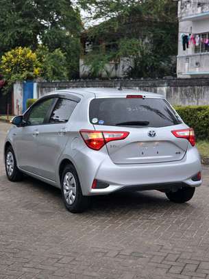 TOYOTA VITZ 2019 image 4