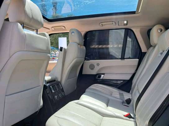 Land Rover Vogue 2017 Diesel image 10