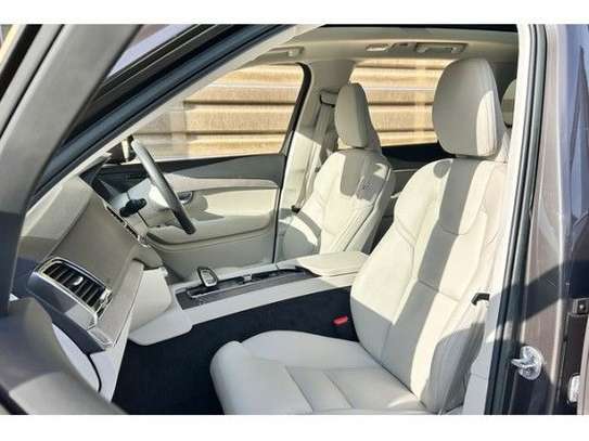 2023 VOLVO XC90 image 5