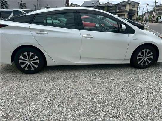 2019 TOYOTA PRIUS A image 7