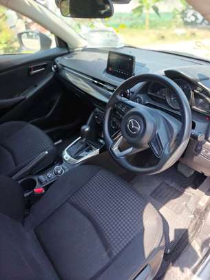 Mazda demio 2019 , MILLEAGE 68k.. image 3