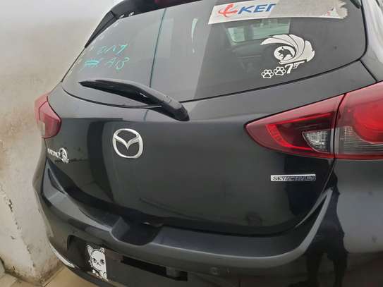 Mazda 2 newshape 2019 image 2