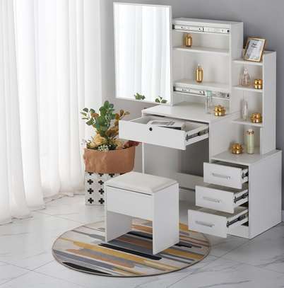 Dressing Table: Modern Home Dressing Table image 5