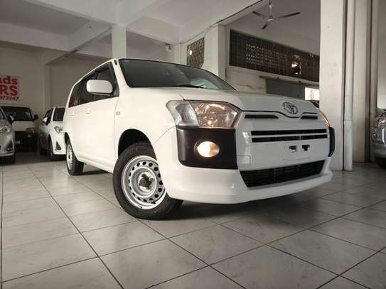 Toyota rav4 adventure image 2