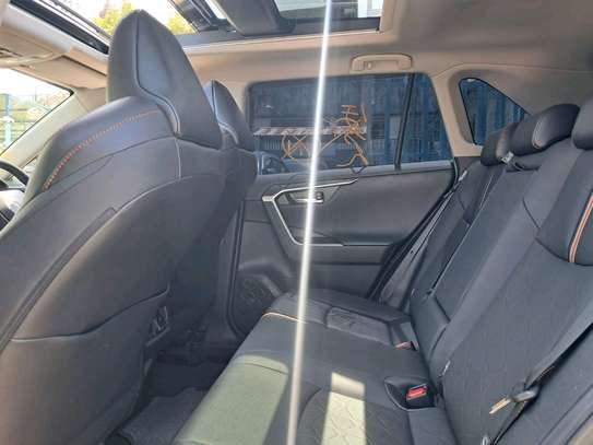 Toyota Rav4 Green 2021 Sunroof image 4