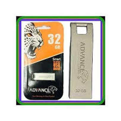 Advance 32GB USB 2.0 Flashdisk image 2