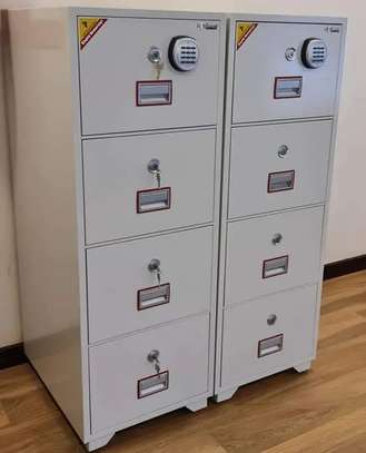 Safe Box; 4-Drawer Diplomat Safe image 14